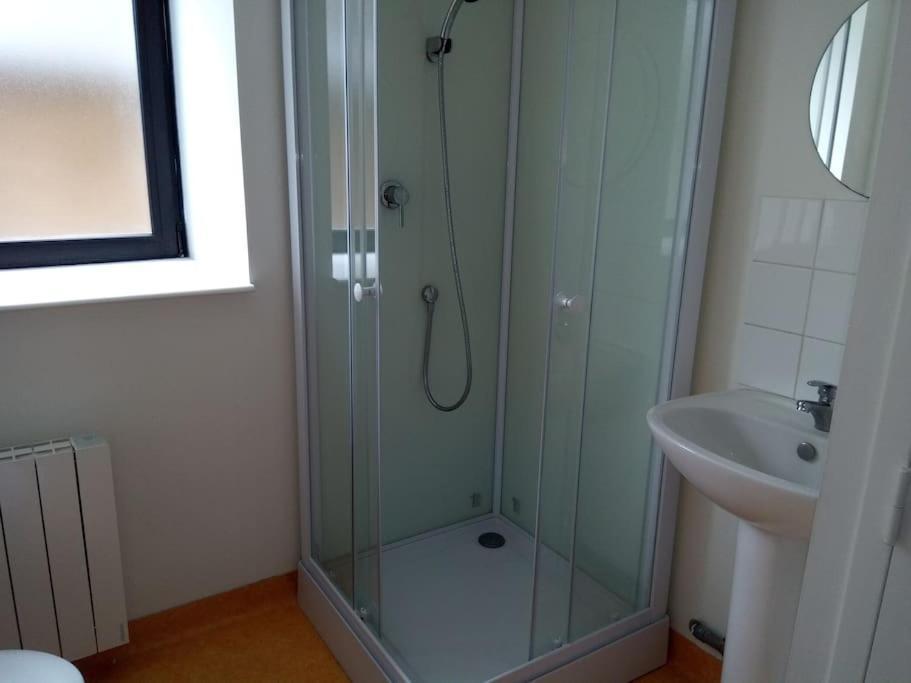 Appartement A 50M De La Plage Saint-Michel-en-Greve ภายนอก รูปภาพ